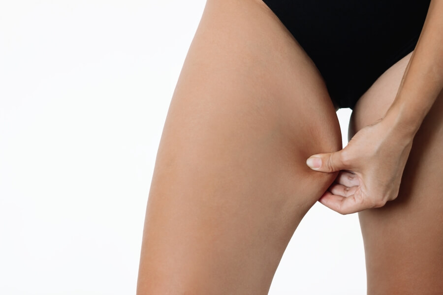 Jak ošetřit odřená stehna