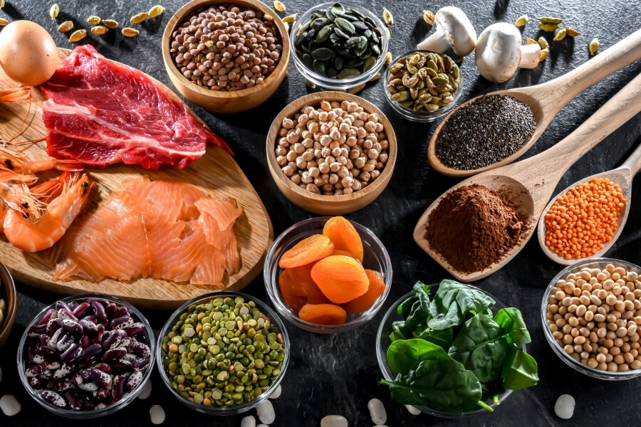 Potraviny bohaté na zinek – maso, ryby, luštěniny a semínka jako hlavní zdroje zinku v potravinách a odpověď na otázku v čem je zinek